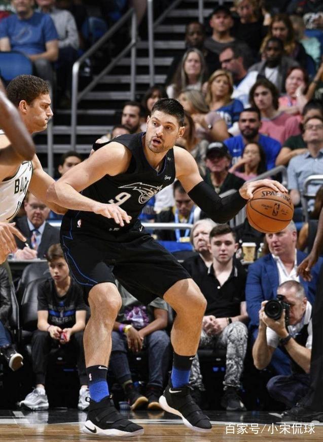 无数球迷的 无数球迷的