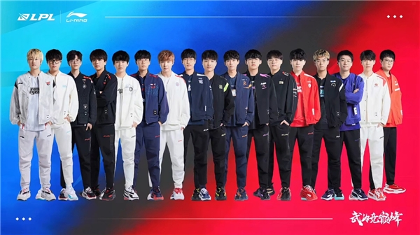 他在左侧三 他在左侧三