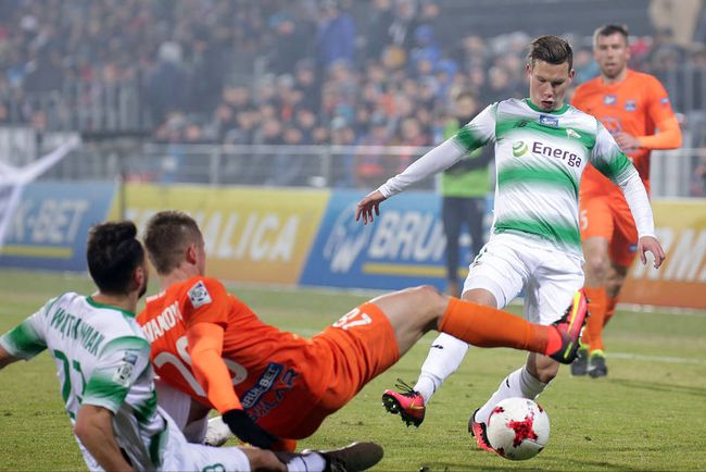 通过不断的 通过不断的