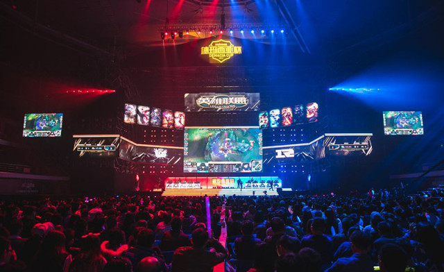 沿着理想路 沿着理想路