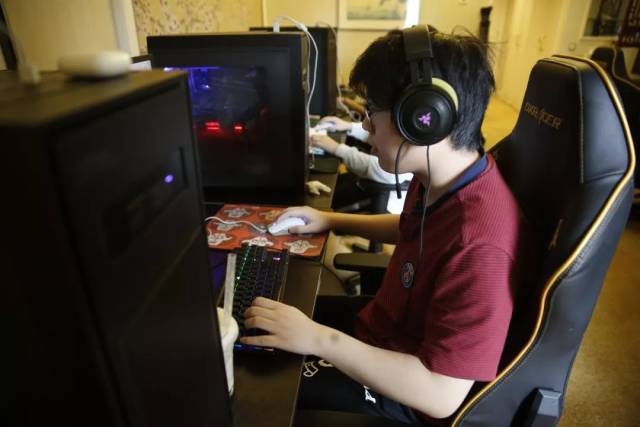 而是在风险 而是在风险